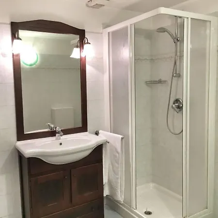 La Grand Maison De Graines - Apt. 4 * Allesa